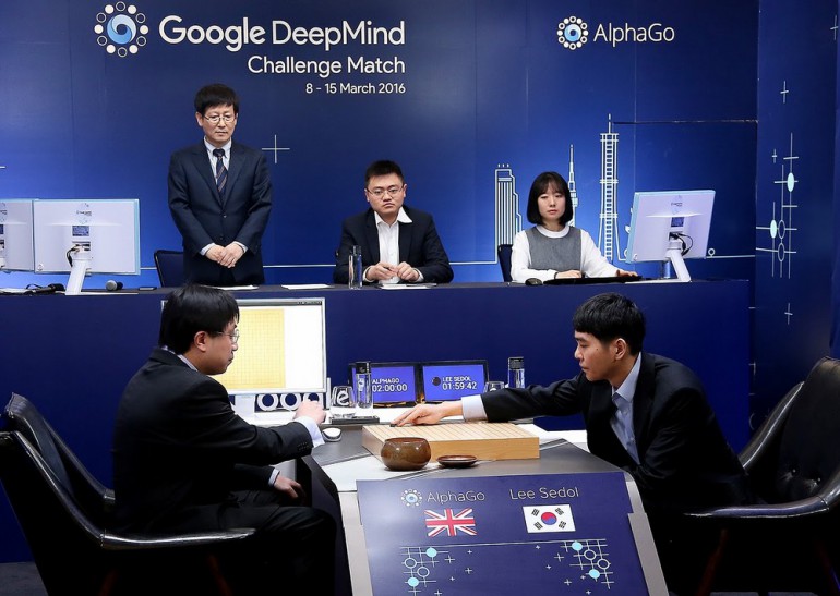 Искусственный интеллект Google обыграл легендарного игрока в го Ли Седоля Поштівка