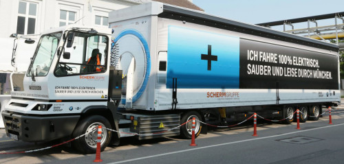 Електричні вантажівки набирають популярності у світі Поштівка
