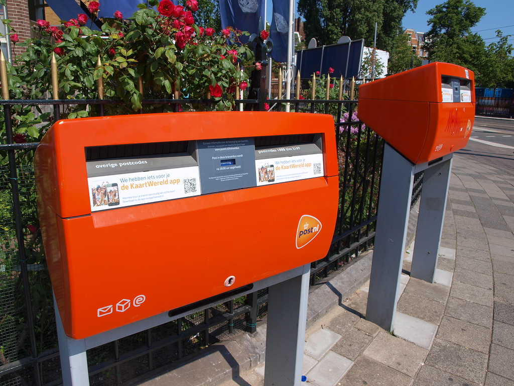 Пошта Нідерландів зменшить кількість поштових скриньок більш ніж на 50% Поштівка