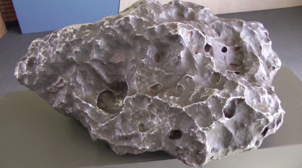 На Землі знайдено новий тип метеорита Поштівка