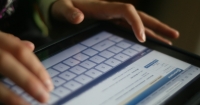 Українцям радять видалятися з російських сервісів Поштівка