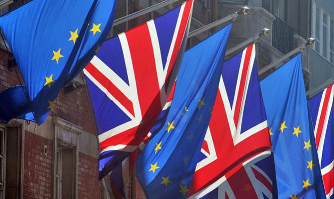 45% британців підтримує вихід з Євросоюзу Поштівка