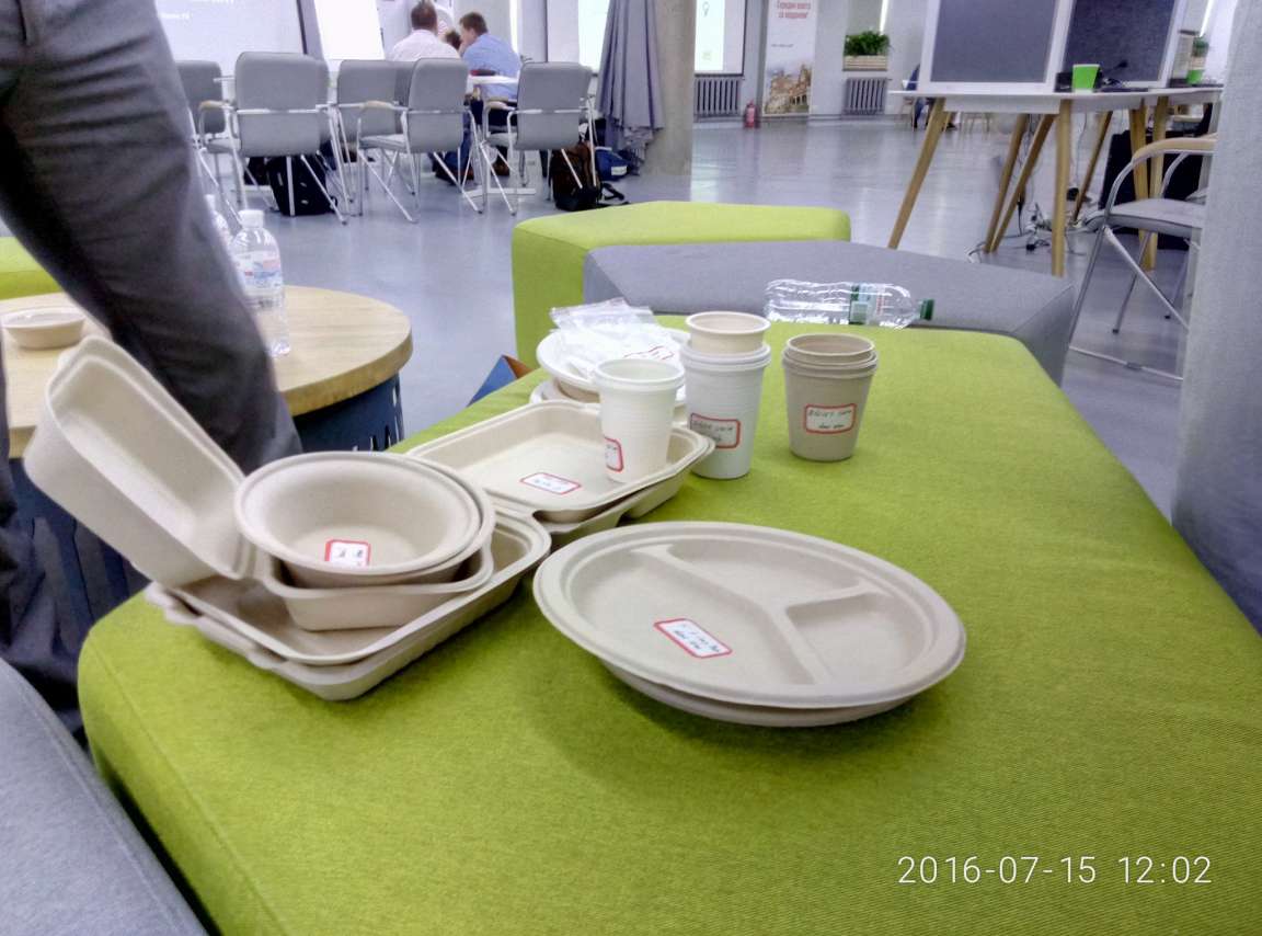 У Києві представили екологічний одноразовий посуд з соломи Поштівка image 1