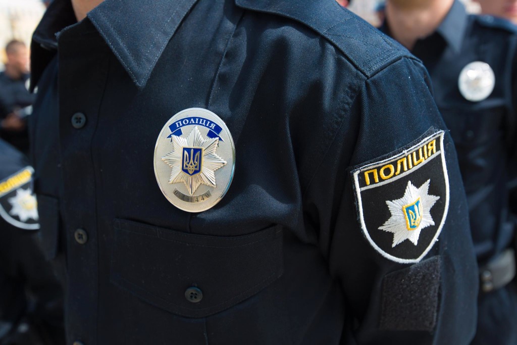 Новій поліції довіряє майже половина українців Поштівка