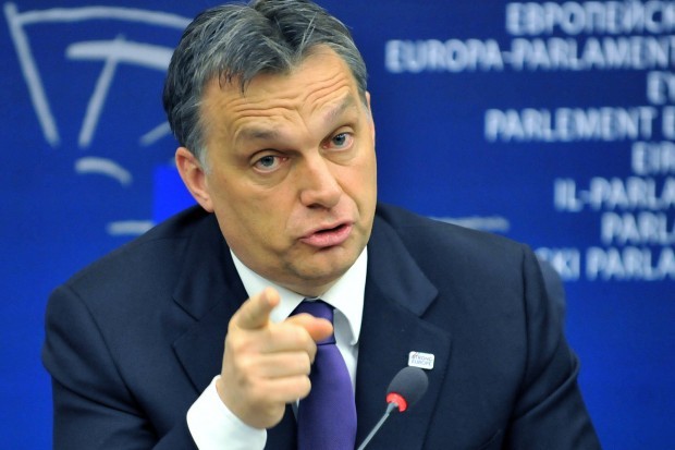 Прем’єр Угорщини: Європа потребує єдиної армії Поштівка