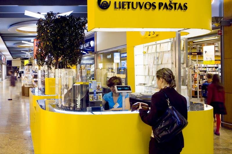 Пошта Литви повідомляє клієнтам про надходження відправлень за допомогою SMS Поштівка