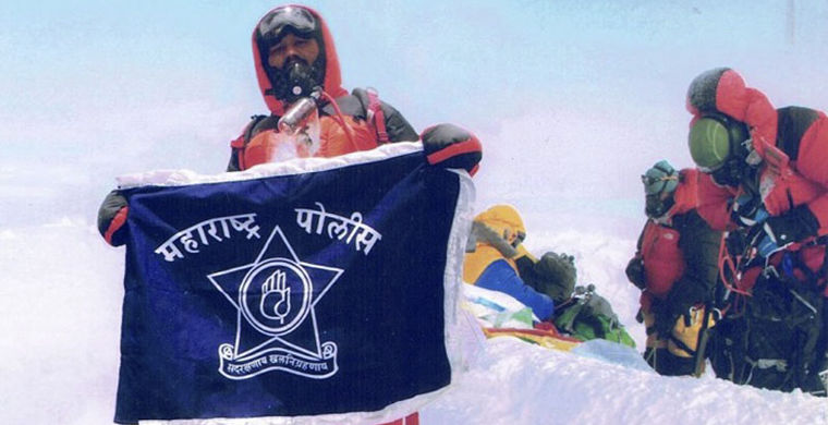 Індійській парі закрили доступ до гір Непалу за фальшивий підйом на Еверест Поштівка