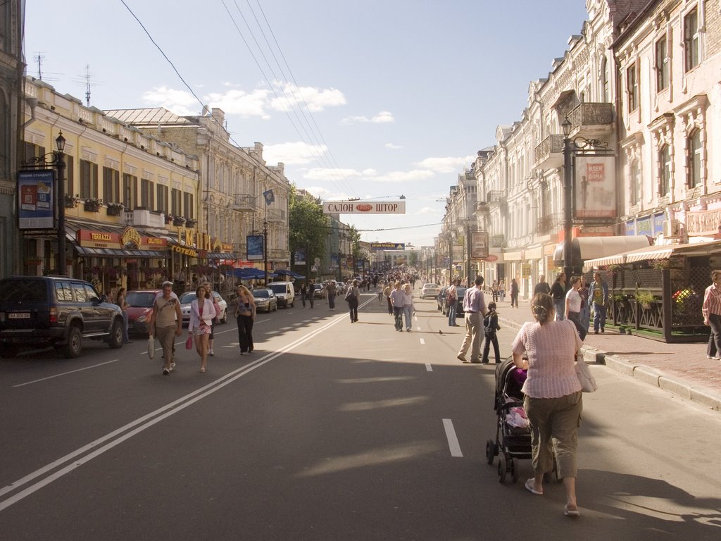 Ще одна вулиця у Києві стала пішохідною Поштівка