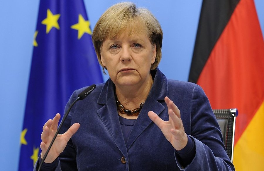 Меркель: Не можна безкарно перекроювати кордони в Європі Поштівка