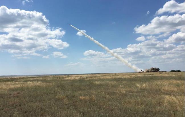 В Україні випробували нову ракету вітчизняного виробництва Поштівка