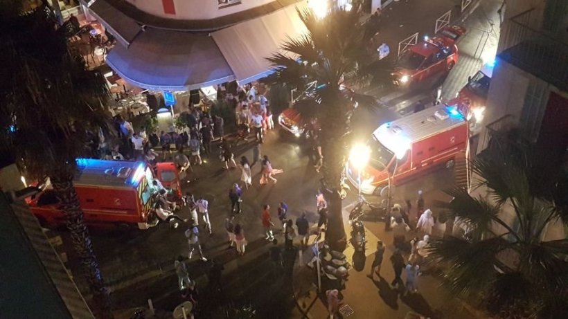 Феєрверк на Лазуровому березі викликав паніку: 40 постраждалих Поштівка