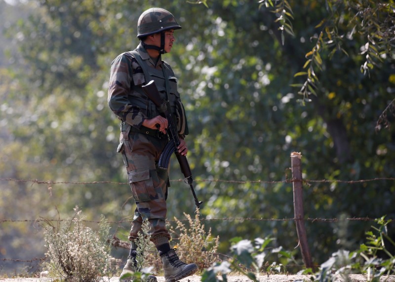 Індія евакуює села на кордоні з Пакистаном через побоювання початку війни Поштівка