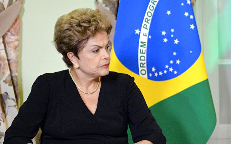Президенту Бразилії Ділмі Руссефф оголосили імпічмент Поштівка