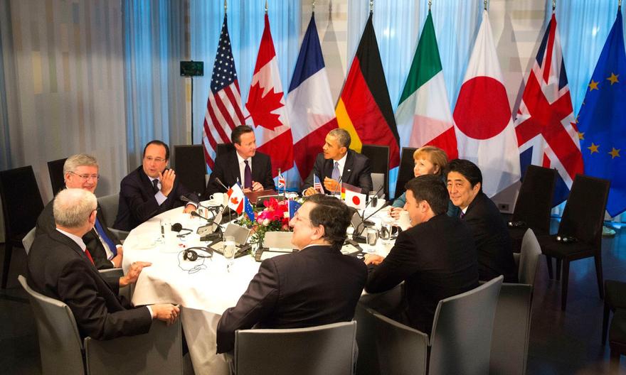 Посли G7 закликають Порошенка не дати послабити боротьбу із корупцією Поштівка