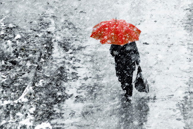 ДСНС попереджає про сильні дощі з мокрим снігом Поштівка