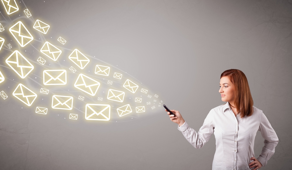 «Офіційна пошта - це дуже довго»: Мін'юст буде надсилати бізнесменам СМСки про рейдерські атаки Поштівка