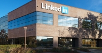 Роскомнадзор зобов'язав заблокувати LinkedIn Поштівка