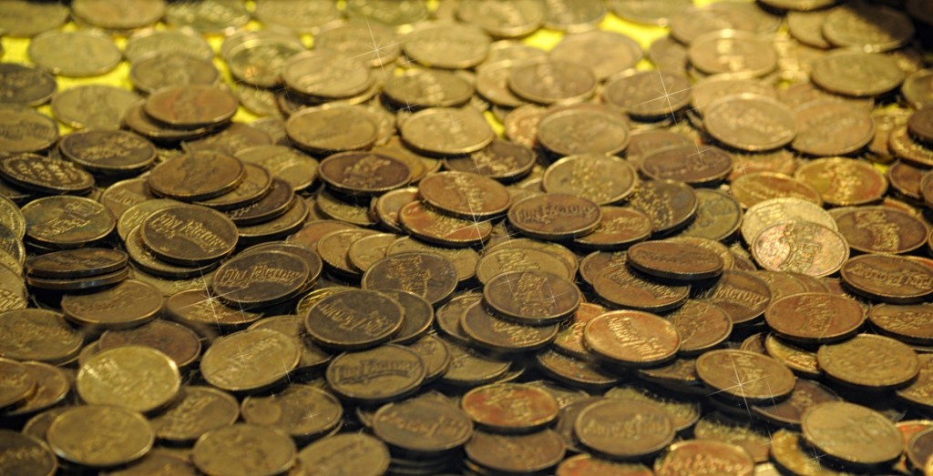 Француз знайшов у будинку золоті монети і злитки на € 3,5 млн Поштівка