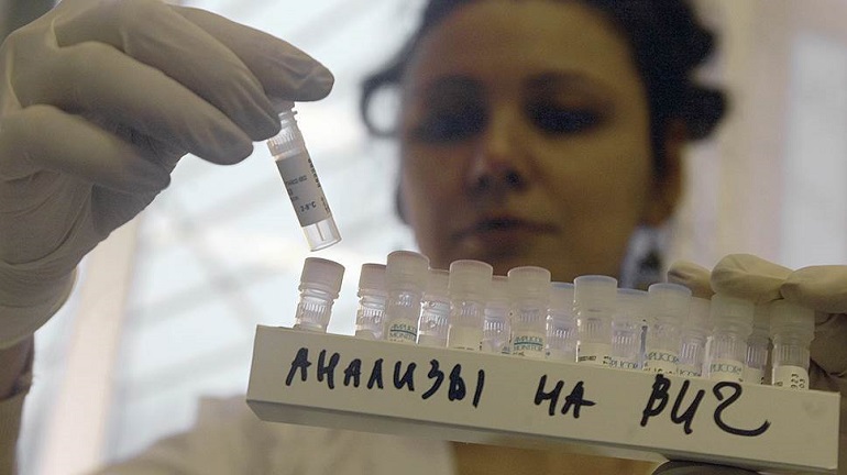 У російському Єкатеринбурзі офіційно оголосили епідемію ВІЛ Поштівка